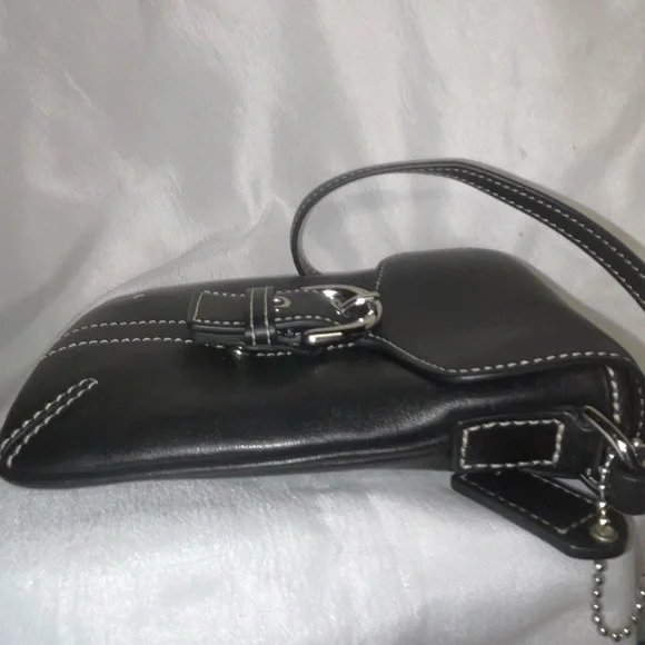 Vintage Coach Soho Pouch- RARE - Picture 5 of 13